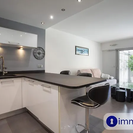 Holiday home Air-conditioned House With Private Pool *