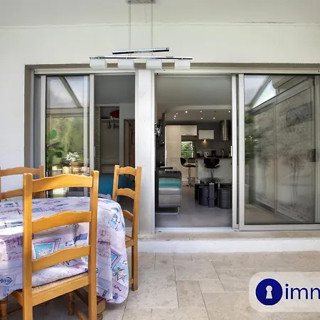 Dom wakacyjny Air-conditioned House With Private Pool Cagnes-sur-Mer