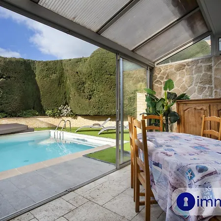 Dom wakacyjny Air-conditioned House With Private Pool *